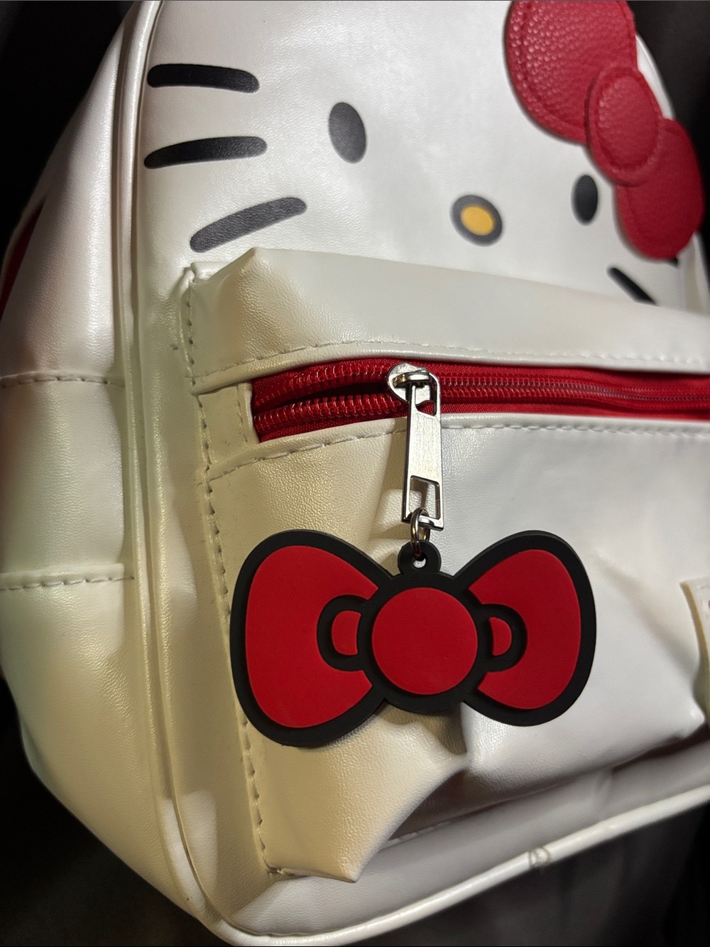 NEW - Hello Kitty Mini Backpack - Picture 3 of 3